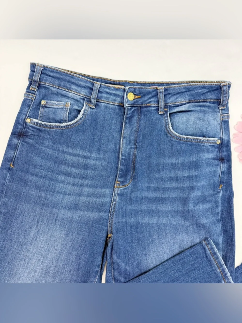 Pilcro X Anthropologie The Icon Flare Jeans Denim Medium Blue High Rise 70’s
